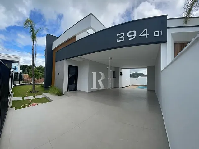 Casa com 273m² 3 quartos e 1 banheiro, à venda, no bairro Areias em Tijucas