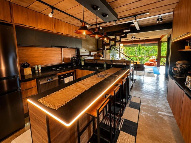 Casa à venda, no bairro Itaipava em Petrópolis