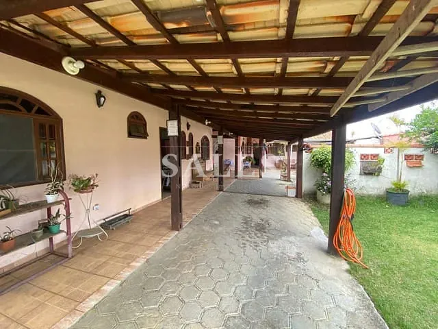 Casa com 360m² 3 quartos e 3 banheiros, à venda, no bairro Alto dos Pinheiros em Juiz de Fora