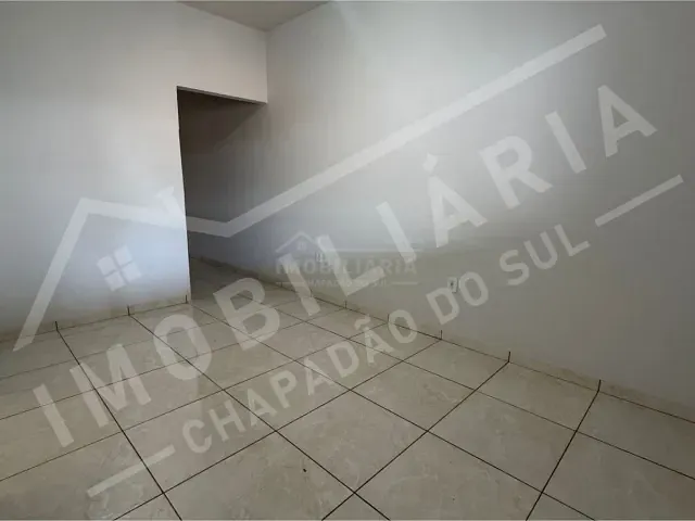 Casa 2 quartos e 1 banheiro, para alugar, no bairro Flamboyant em Chapadão do Sul