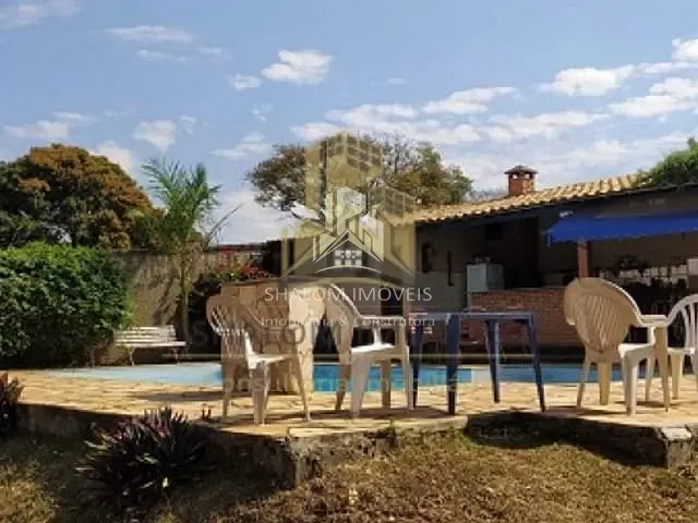 Casa com 1105m² 5 quartos e 2 banheiros, à venda, no bairro Garcas em Belo Horizonte