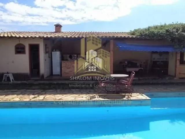 Casa com 1105m² 5 quartos e 2 banheiros, à venda, no bairro Garcas em Belo Horizonte