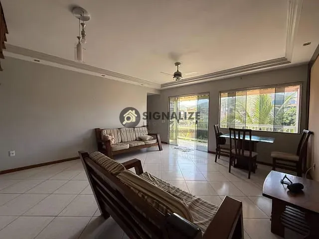Casa 3 quartos e 3 banheiros, à venda, no bairro Peró em Cabo Frio
