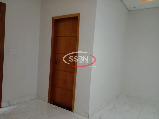 Casa 3 quartos e 1 banheiro, para alugar, no bairro Jardim Santa Rosa em Nova Odessa