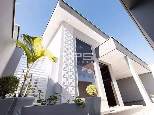 Casa com 360m² 3 quartos e 3 banheiros, à venda, no bairro Loteamento Village Sant Anna em Guaratinguetá