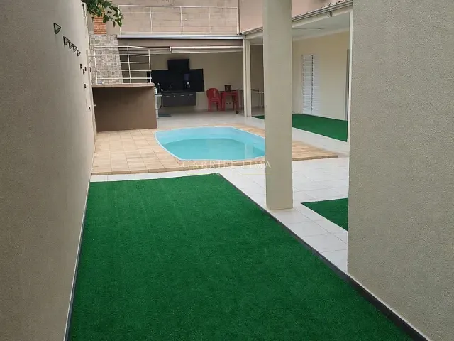 Casa com 353m² 4 quartos e 4 banheiros, à venda, no bairro Horto Santo Antonio em Jundiaí