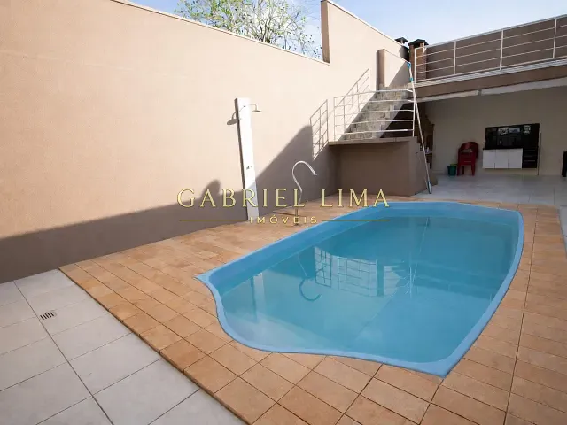 Casa com 353m² 4 quartos e 4 banheiros, à venda, no bairro Horto Santo Antonio em Jundiaí