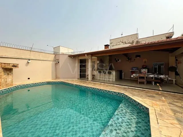 Casa com 405m² 3 quartos e 4 banheiros, à venda, no bairro Vila Santo Antônio em Rio Claro