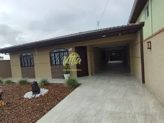Casa com 504m² 3 quartos e 3 banheiros, à venda, no bairro Iguaçu em Araucária
