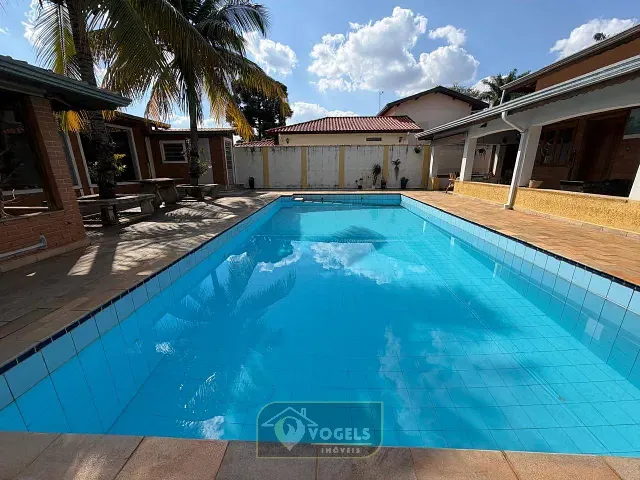 Casa 3 quartos e 4 banheiros, à venda, no bairro Palm Park em Holambra