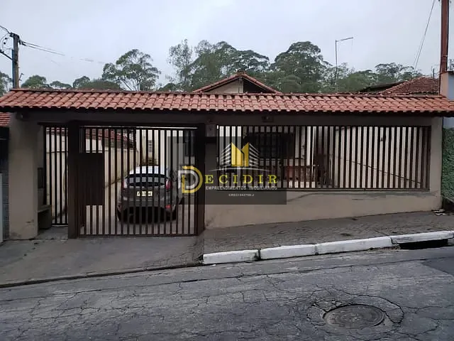 Casa com 330m² 3 quartos e 4 banheiros, à venda, no bairro Parque São Rafael em São Paulo