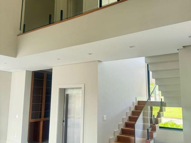 Casa com 632m² 4 quartos e 6 banheiros, à venda, no bairro Recanto do Bosque em São João da Boa Vista