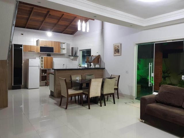 Foto do Casa - Casa à venda, com 320 m², por R$ 750.000 - Parque Rodrigues Barreto, Arujá, SP | Acharimóvel.net