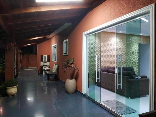Foto do Casa - Casa à venda, com 320 m², por R$ 750.000 - Parque Rodrigues Barreto, Arujá, SP | Acharimóvel.net