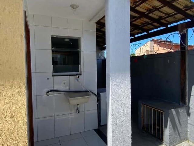 Casa 2 quartos e 2 banheiros, à venda, no bairro Recanto em Rio das Ostras