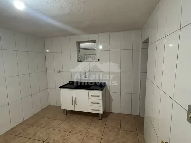 Casa 1 quarto e 1 banheiro, para alugar, no bairro Centro em Diadema