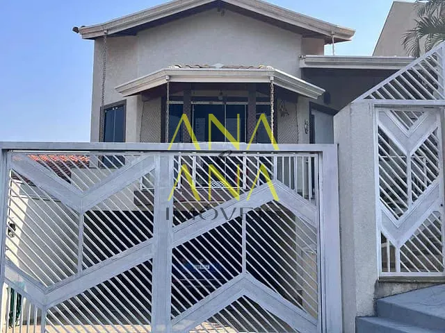 Casa com 200m² 4 quartos e 4 banheiros, à venda, no bairro Jardim Europa em Bragança Paulista