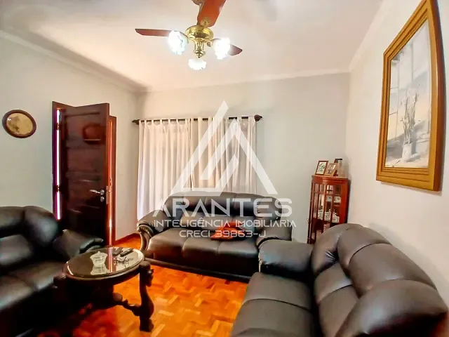 Casa 3 quartos e 3 banheiros, à venda, no bairro Baroni em Barretos