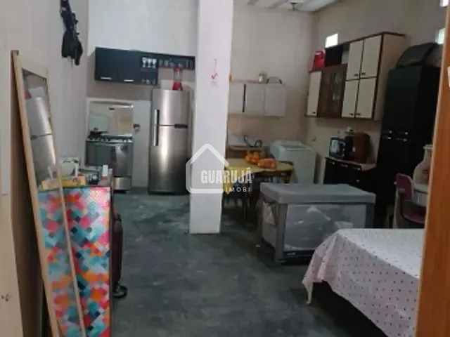 Casa 2 quartos e 1 banheiro, à venda, no bairro Jardim Virgínia em Guarujá