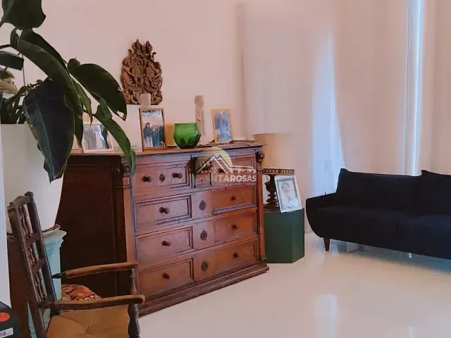 Casa com 379m² 4 quartos e 5 banheiros, à venda, no bairro Alphaville (Abrantes) em Camaçari