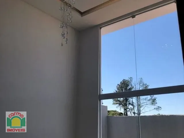 Casa com 204m² 3 quartos e 2 banheiros, à venda, no bairro Chácaras Colorado em Anápolis