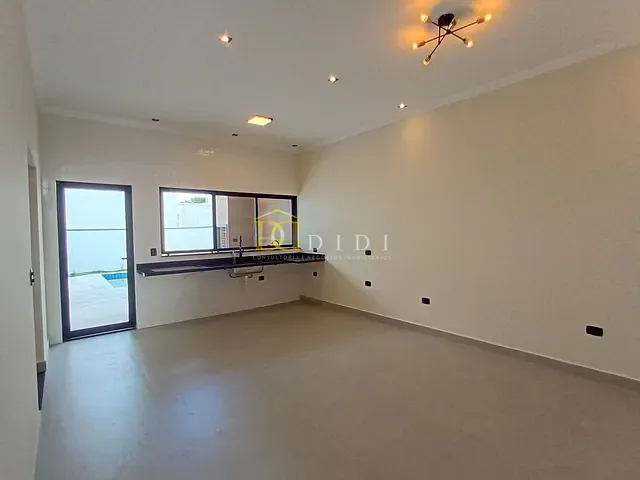 Casa 3 quartos e 2 banheiros, à venda, no bairro Portal Ville Flamboyant em Porto Feliz