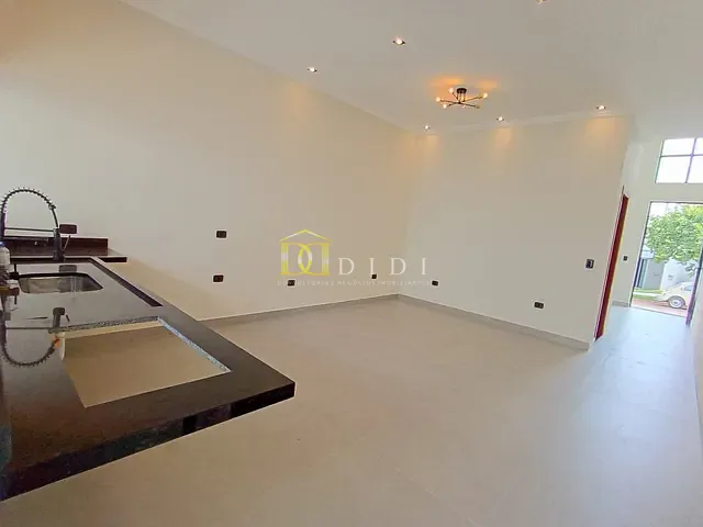 Casa 3 quartos e 2 banheiros, à venda, no bairro Portal Ville Flamboyant em Porto Feliz