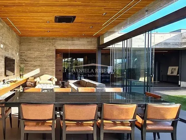 Casa com 2086m² 4 quartos e 6 banheiros, à venda, no bairro Estância Santa Paula em Londrina