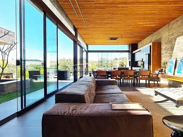 Casa com 2086m² 4 quartos e 6 banheiros, à venda, no bairro Estância Santa Paula em Londrina