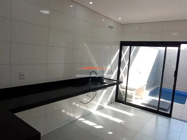 Casa com 154m² 3 quartos e 2 banheiros, à venda, no bairro Jardim Residencial Villagio Ipanema I em Sorocaba