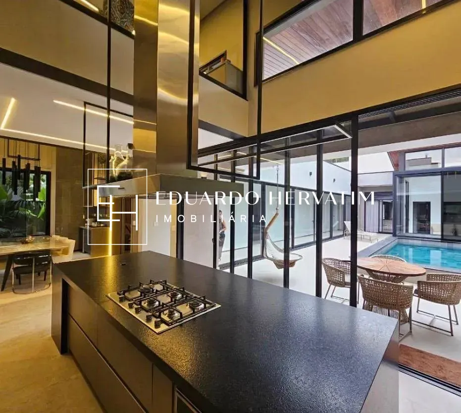 Casa, 3 quartos, 313 m² - Foto 2
