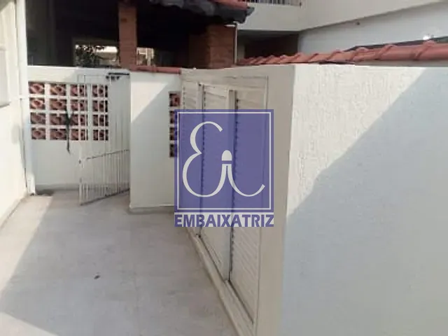 Casa com 235m² 3 quartos e 2 banheiros, à venda, no bairro Jardim São Dimas em São José dos Campos