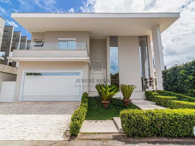 Casa 5 quartos e 7 banheiros, à venda, no bairro Jurerê Internacional em Florianópolis