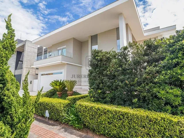 Casa 5 quartos e 7 banheiros, à venda, no bairro Jurerê Internacional em Florianópolis