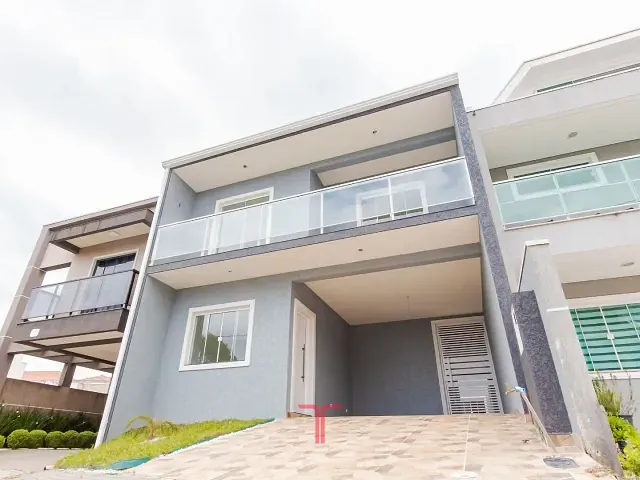 Casa com 180m² 3 quartos e 3 banheiros, à venda, no bairro Cidade Industrial em Curitiba