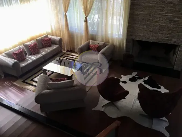 Casa 3 quartos e 5 banheiros, à venda, no bairro São Gonçalo em Pelotas