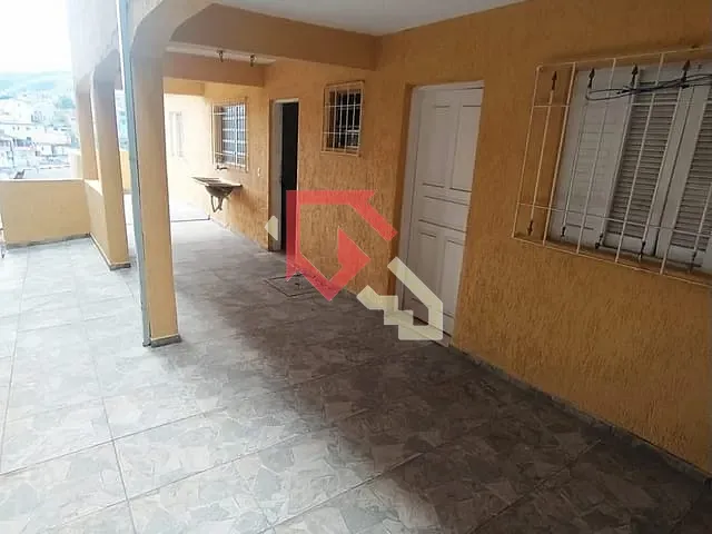 Casa 2 quartos e 1 banheiro, para alugar, no bairro Parque Bandeirantes em Mauá