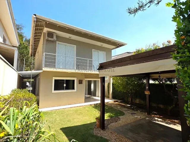 Casa com 250m² 4 quartos e 4 banheiros, à venda, no bairro Jardim das Flores em Cotia