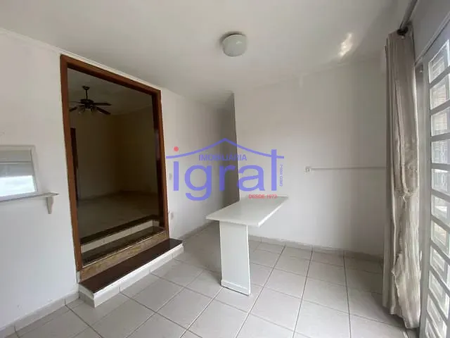 Casa 1 quarto e 1 banheiro, para alugar, no bairro Jardim Oriental em São Paulo