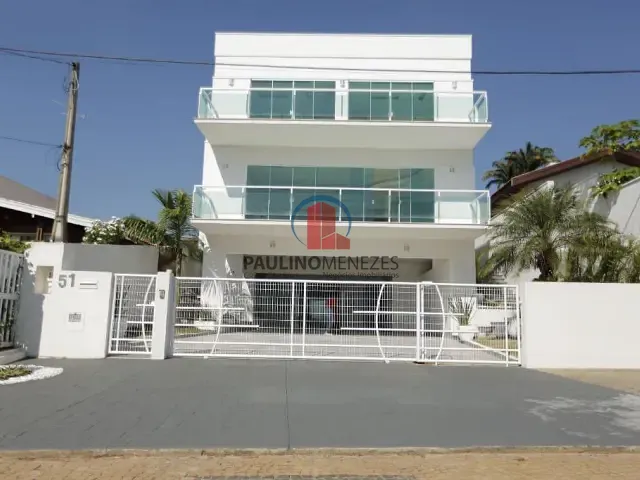 Casa com 441m² 4 quartos e 5 banheiros, à venda, no bairro Chácara Letônia em Americana