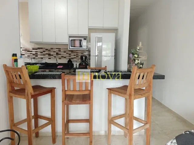 Casa com 134m² 2 quartos e 2 banheiros, à venda, no bairro Massaguaçu em Caraguatatuba