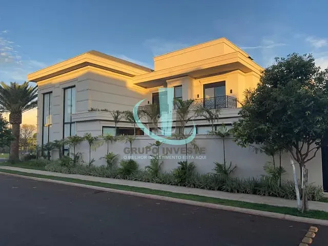 Sobrado com 521m² 3 quartos e 5 banheiros, à venda, no bairro Residencial e Comercial Quinta das Laranjeiras em Araraquara
