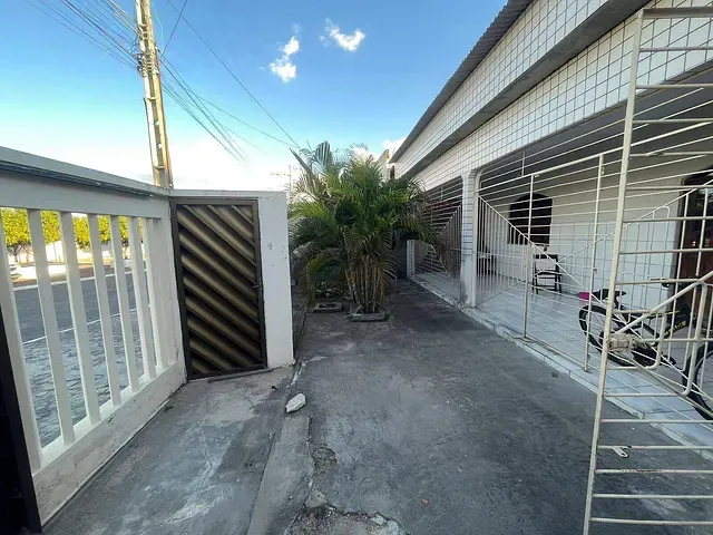 Casa à venda, no bairro Tancredo Neves I em Paulo Afonso