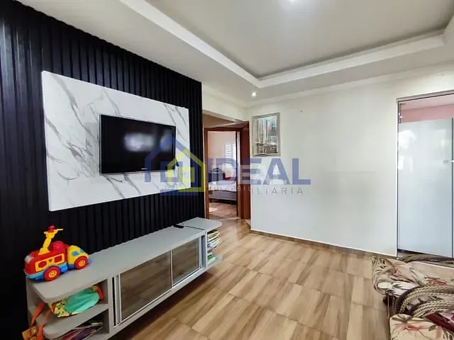 Casa 3 quartos e 2 banheiros, à venda, no bairro Arvoredo em Concórdia