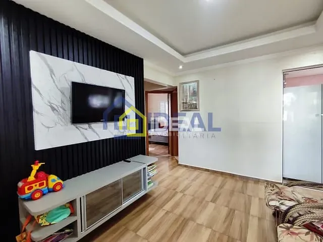 Casa 3 quartos e 2 banheiros, à venda, no bairro Arvoredo em Concórdia