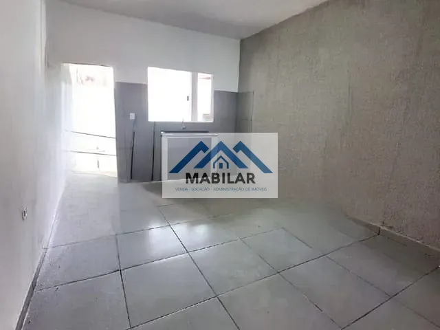 Casa com 40m² 1 quarto e 1 banheiro, para alugar, no bairro Jardim Santa Mônica em São Paulo