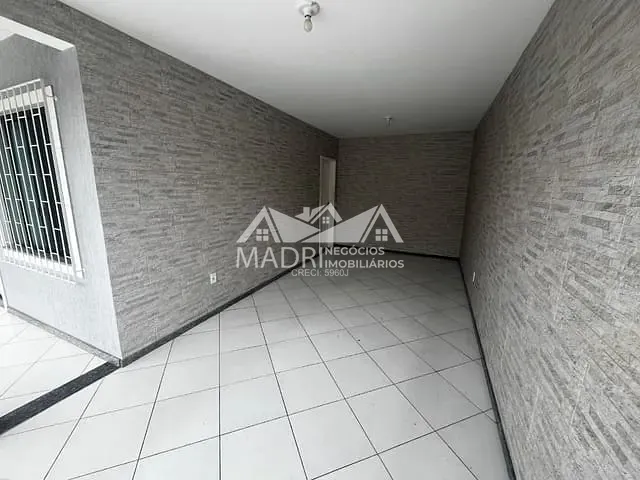 Casa com 200m² 3 quartos e 2 banheiros, à venda ou para alugar, no bairro São Sebastião em Palhoça