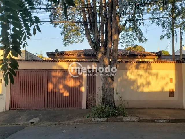 Casa com 300m² 3 quartos e 3 banheiros, à venda, no bairro Jardim Chapadão em Campinas