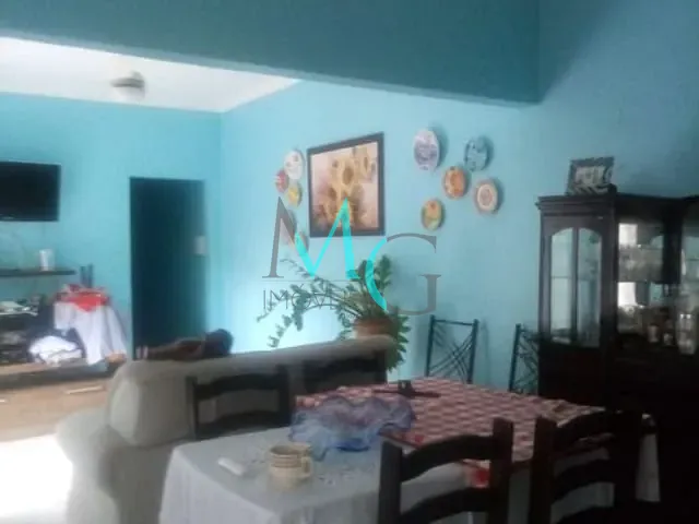 Casa 2 quartos e 1 banheiro, à venda, no bairro Campo Grande em Rio de Janeiro