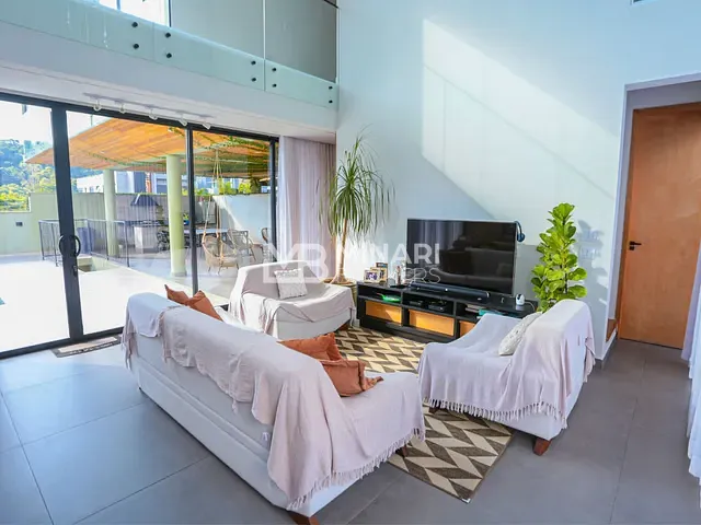 Casa com 575m² 4 quartos e 6 banheiros, à venda, no bairro Cidade Tamboré em Santana de Parnaíba